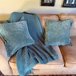 Pottery Barn Teal Pillow Covers 20”x20” & Throw Blanket